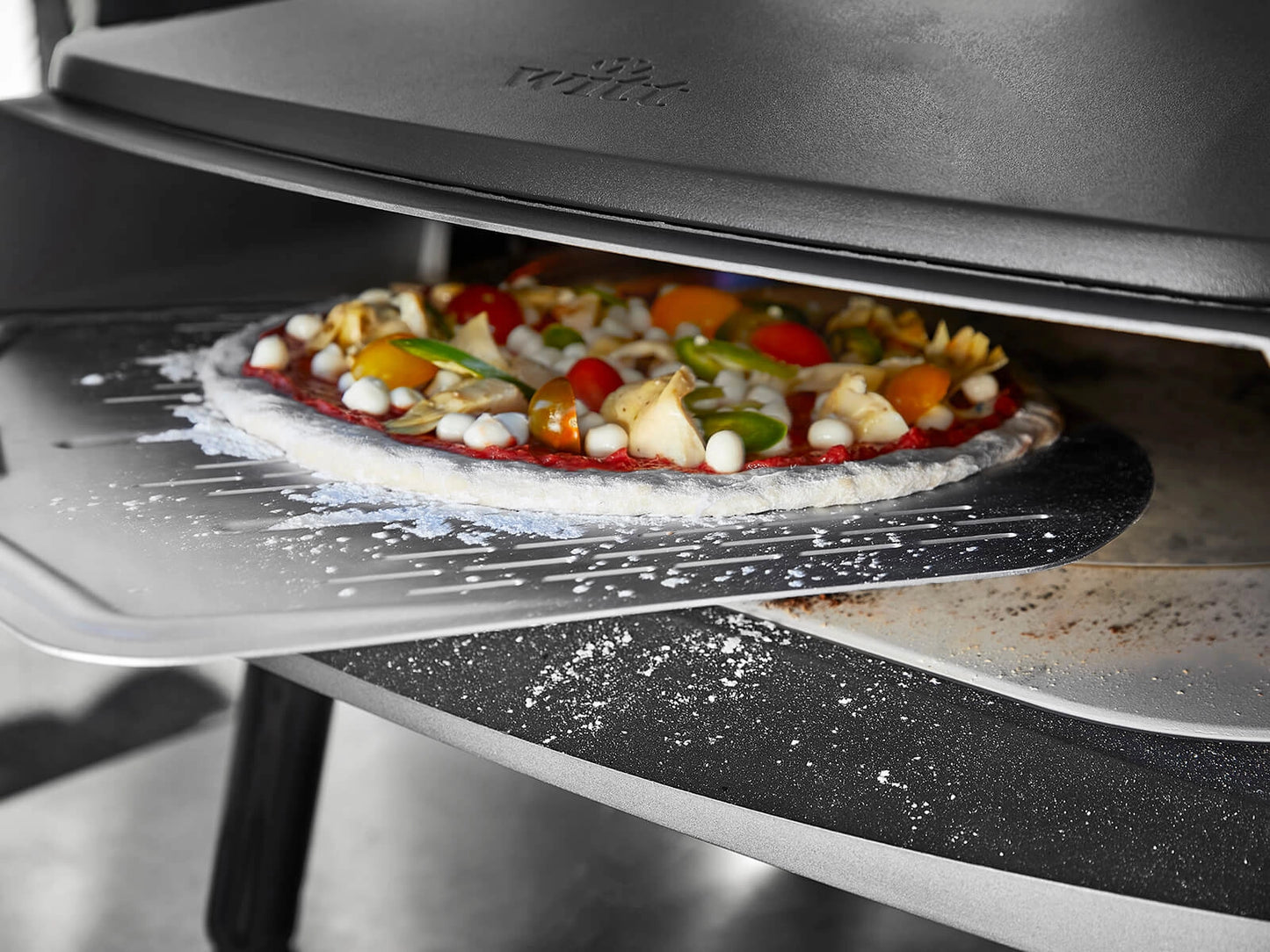 WITT PERFORATED PIZZA PEEL 12"/30CM